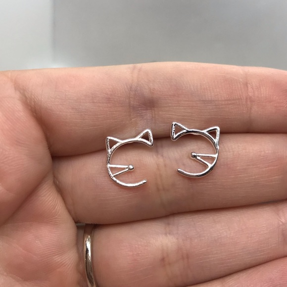 Sterling Silver 925 Cat Stud Earrings - Picture 4 of 5